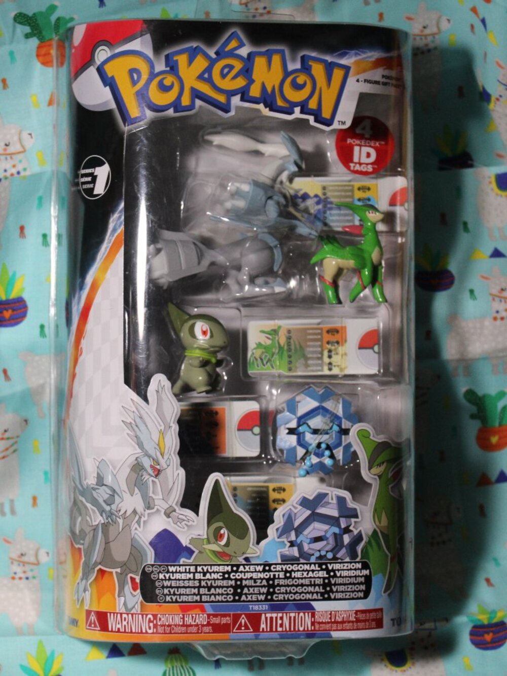 TOMY Pokemon 4 Gift Pack, White Kyurem, Axew, Crygonal, Virizion, Action Figures